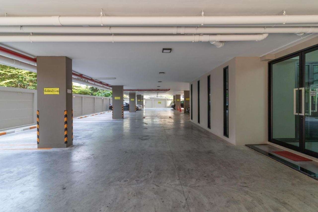 奢华之家公寓酒店 曼谷 外观 照片